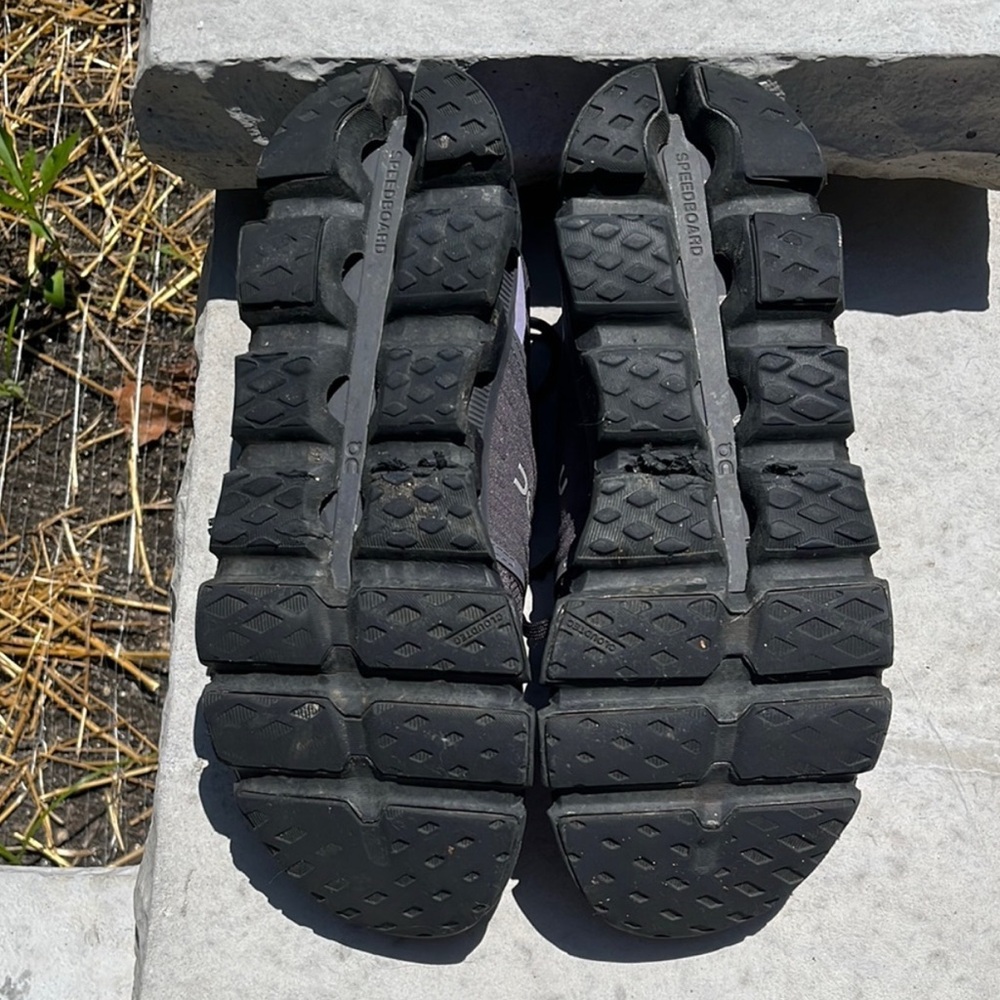 On Running Women's Black and Gray Sneakers - Picture 2 of 3